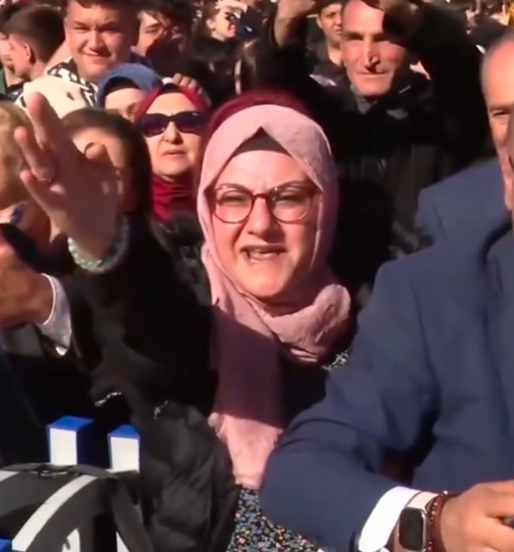 Türkiye'den İnsan Manzaraları - Anıtkabir’de Alkış Tutup, Islık Çalanlar