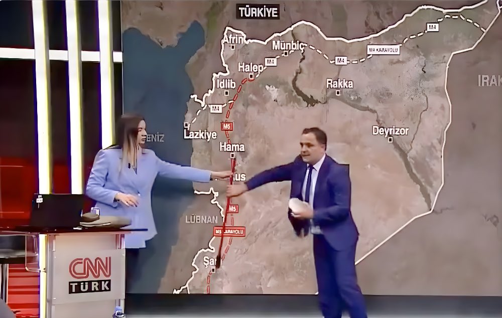 Türkiye'den İnsan Manzaraları – CNN Türk'de Vileda Sapı ile Harita Açıklamak