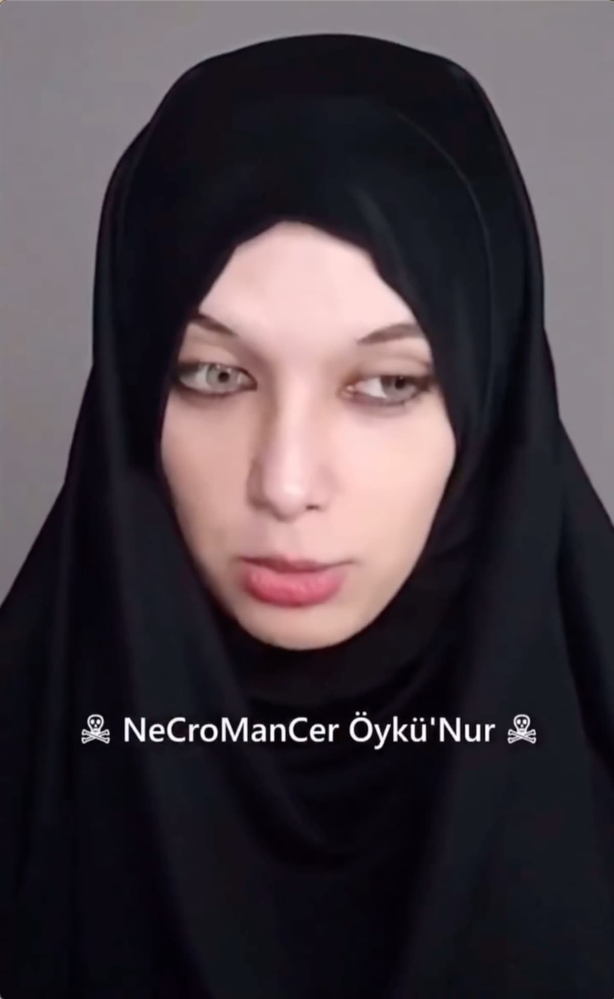 Türkiye’den İnsan Manzaraları: Çarşaflı Büyücü