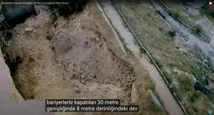Gaziantep'te 30 Metrelik Obruk Oluştu
