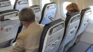 Angela Merkel Tatiline Tarifeli Uçak İle Gitti