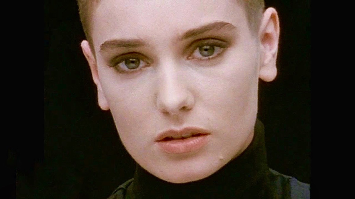 Nothing Compares 2 U - Sinéad O'Connor (1990)