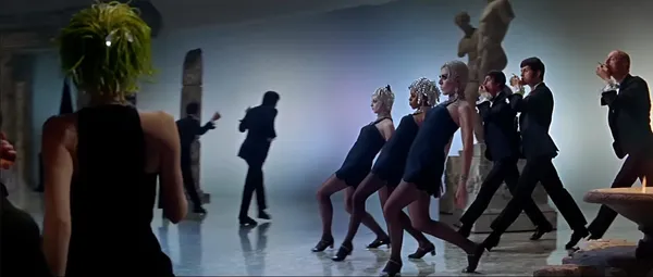 The Aloof, The Heavyweight, The Big Finish - Sweet Charity - (1969)