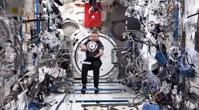 Türkiye Astronotu Alper Gezeravcı’dan Bilimsel Deneyler